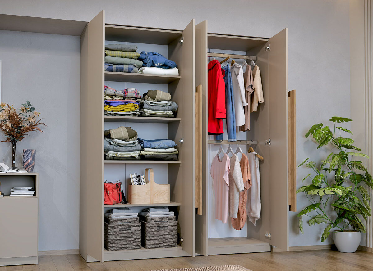 Dulap Dormitor Levi 4U - Bej/Casmir - 164x48x192 cm - Deschis